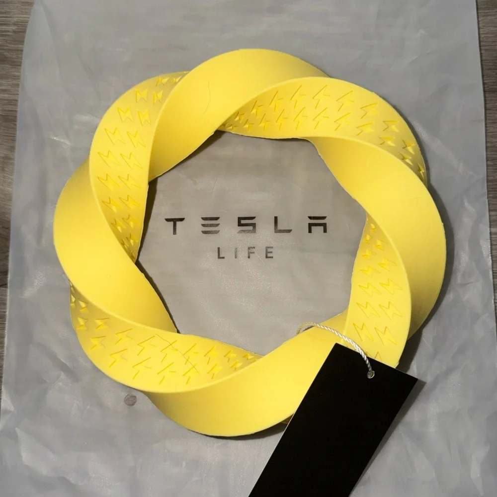 Tesla life dog toys